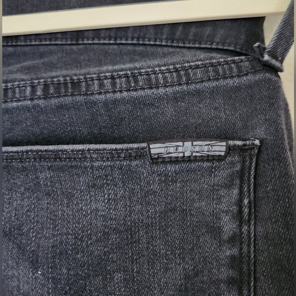 Hudson Jeans - size 26 Nico Midrise Ankle Black w/ hole pattern design down leg - Picture 7 of 12